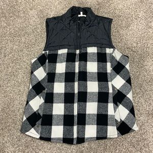 Maurices buffalo checkered vest